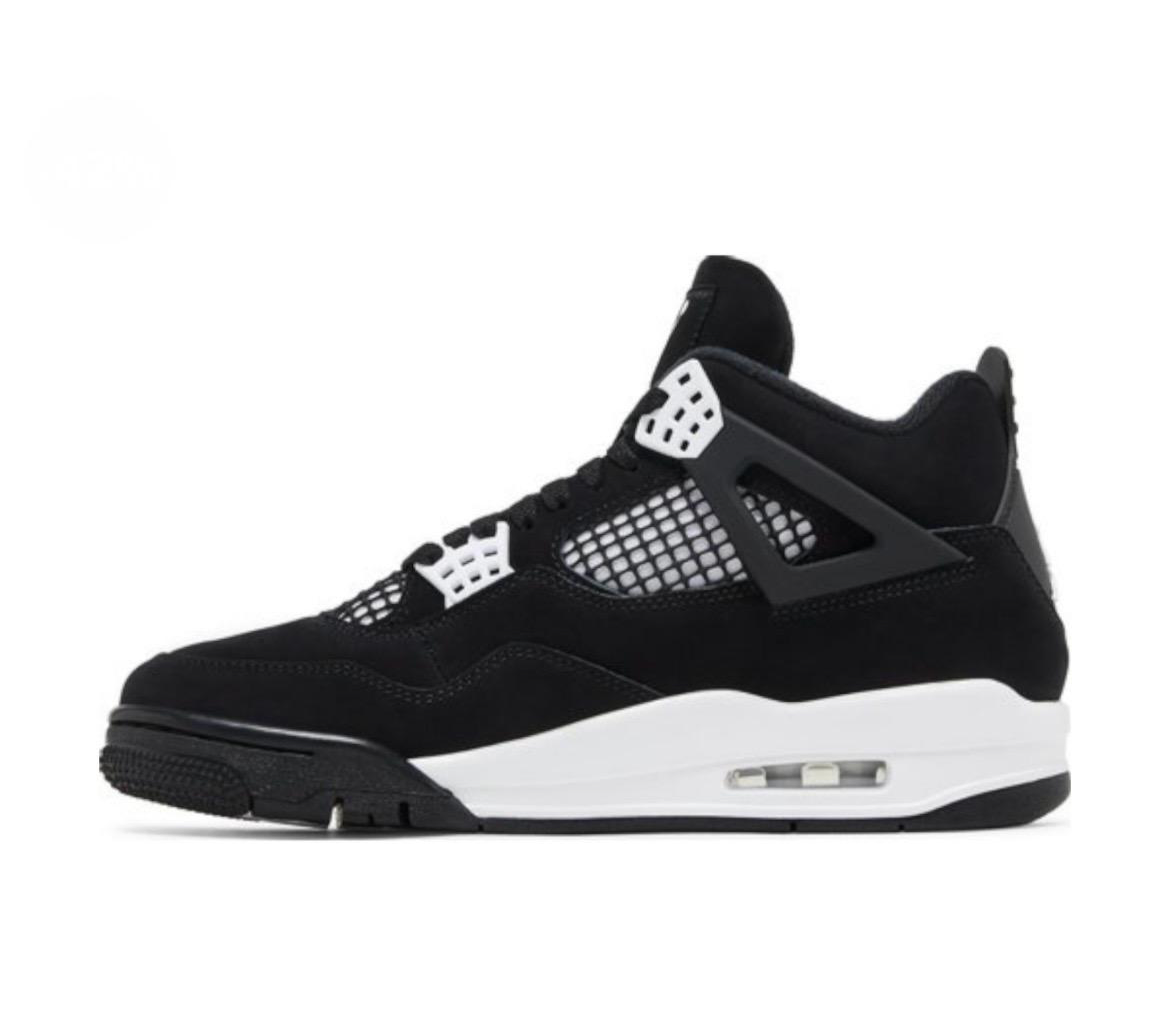 Air Jordan 4 Retro “ thunder white “
