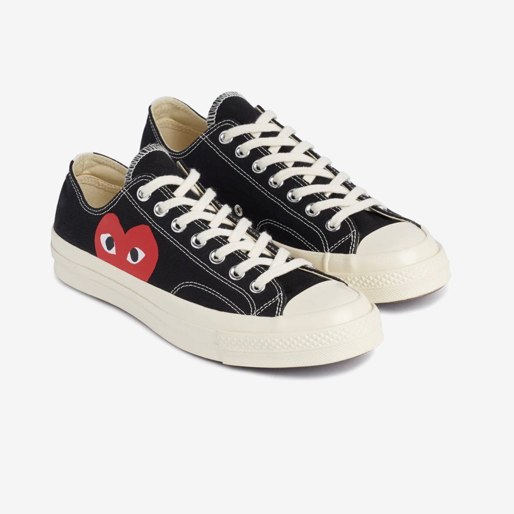 Converse Red Heart Chuck Taylor All Star ’70 Low Sneakers
Black