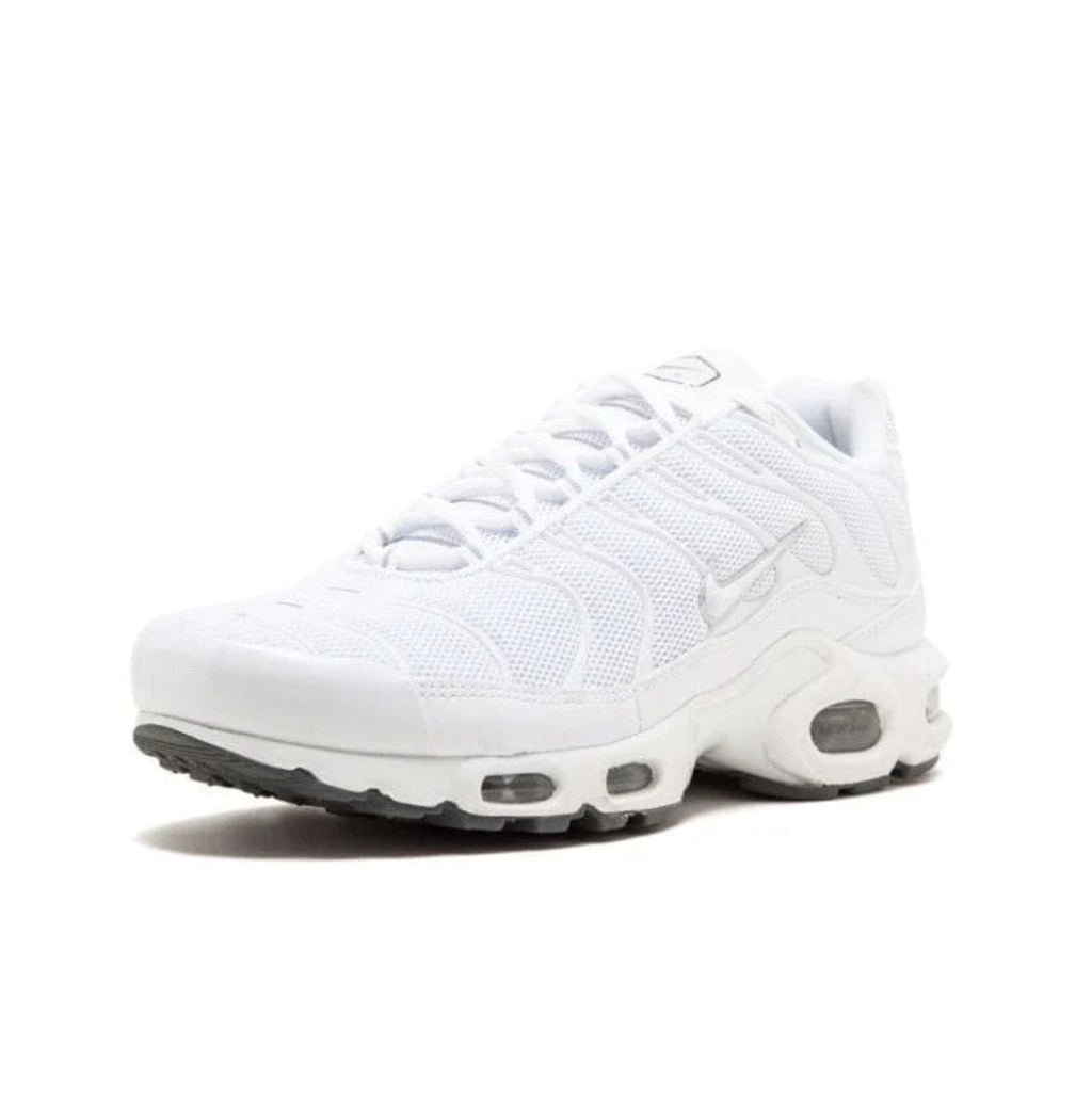 NIKE AIR MAX PLUS "TRIPLE WHITE"